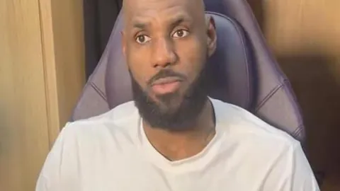 奥格斯堡主场胜利，毛里斯梅开二度击败多特蒙德